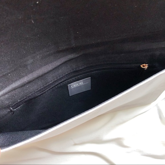 ✨ASOS Clutch - Picture 4 of 4